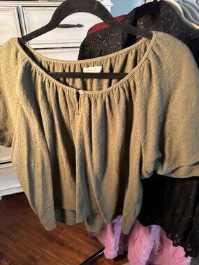 Madewell Olive Green Textured Peasant Blouse Size 2X Short Sleeve Boho Top